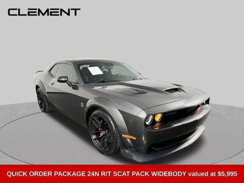 Granite Crystal Clearcoat Metallic 2022 Dodge Challenger R/T Scat Pack