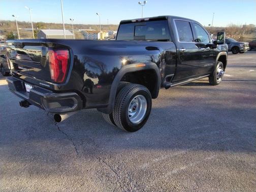2022 GMC Sierra 3500 Denali