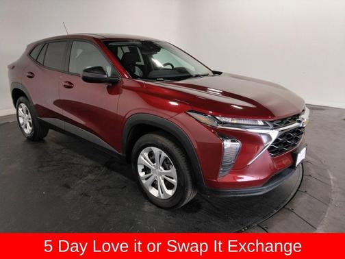 2025 Chevrolet Trax LS