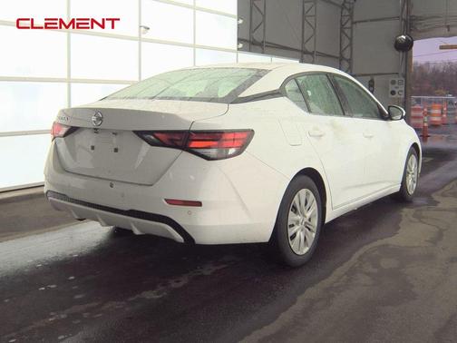 2022 Nissan Sentra S