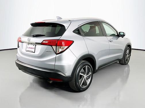Lunar Silver Metallic 2022 Honda HR-V EX