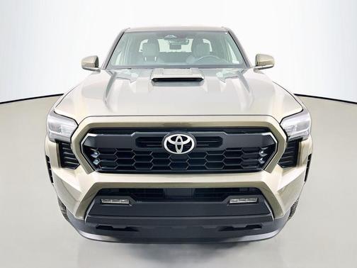 Bronze 2025 Toyota Tacoma TRD Sport