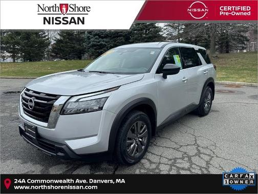 2024 Nissan Pathfinder S