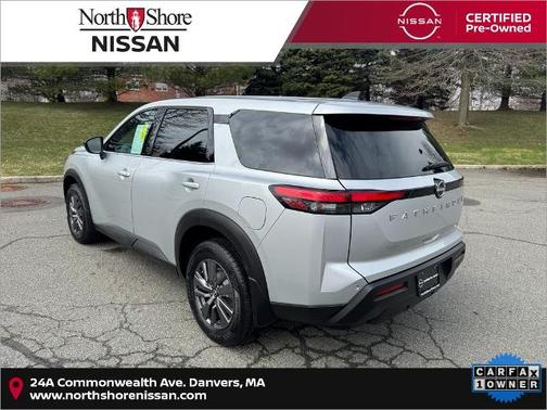 2024 Nissan Pathfinder S