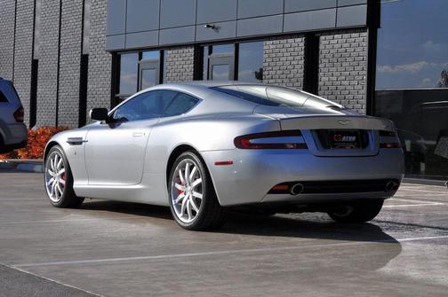 2006 Aston Martin DB9 Base