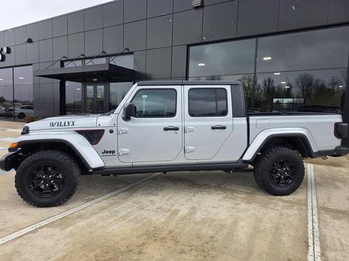 2022 Jeep Gladiator Willys 4x4