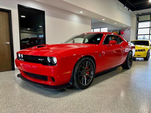 2015 Dodge Challenger SRT Hellcat