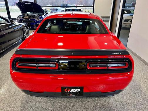 2015 Dodge Challenger SRT Hellcat