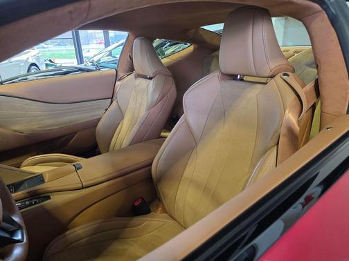 Infrared 2018 Lexus LC 500 Base