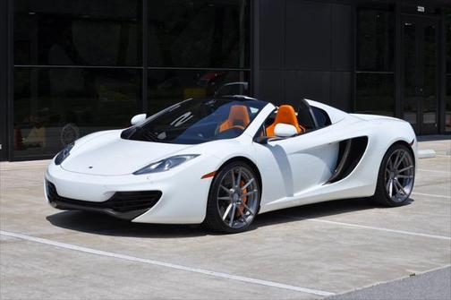 2013 McLaren MP4-12C Base