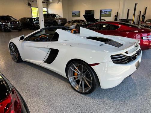 2013 McLaren MP4-12C Base
