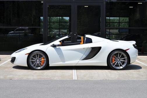 2013 McLaren MP4-12C Base