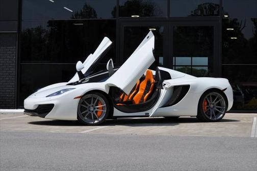2013 McLaren MP4-12C Base