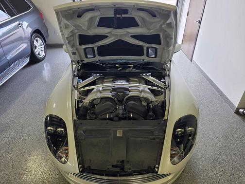 White 2009 Aston Martin DB9 Base