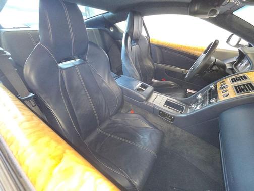 White 2009 Aston Martin DB9 Base