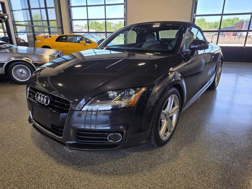 Brilliant Black/Black Roof 2011 Audi TT 2.0T Premium Plus