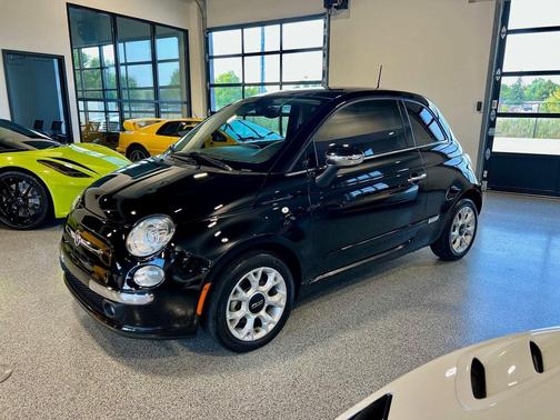 2017 FIAT 500 Lounge