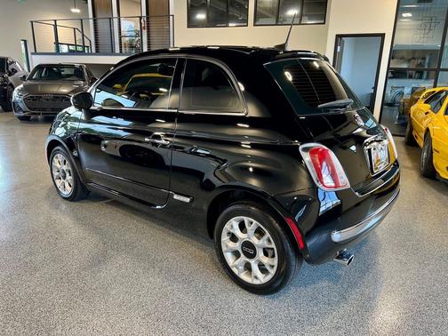 2017 FIAT 500 Lounge