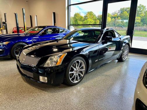 2008 Cadillac XLR Base