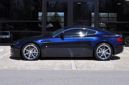 Midnight Blue 2009 Aston Martin V8 Vantage Base