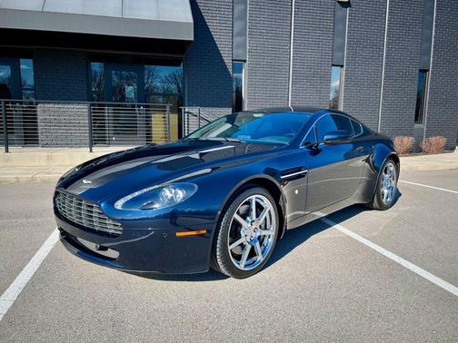 2009 Aston Martin V8 Vantage Base