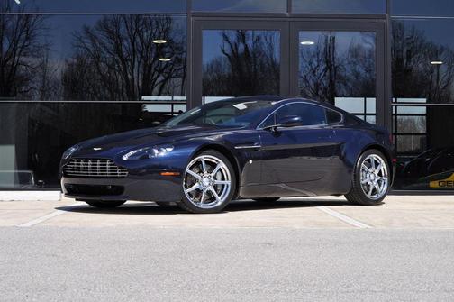 Midnight Blue 2009 Aston Martin V8 Vantage Base