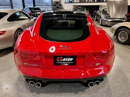 2015 Jaguar F-TYPE R