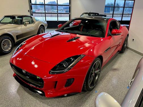 2015 Jaguar F-TYPE R