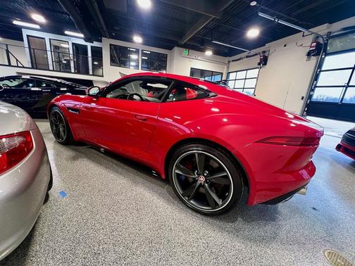 2015 Jaguar F-TYPE R