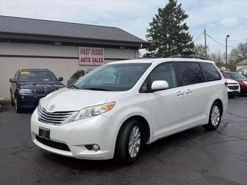 2011 Toyota Sienna XLE