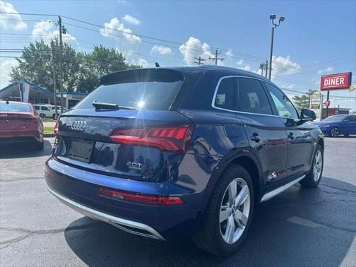 2018 Audi Q5 2.0T Premium Plus