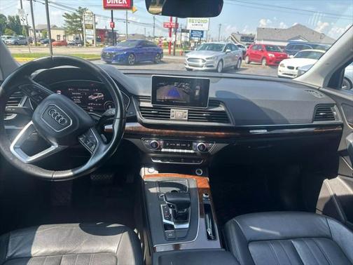 2018 Audi Q5 2.0T Premium Plus
