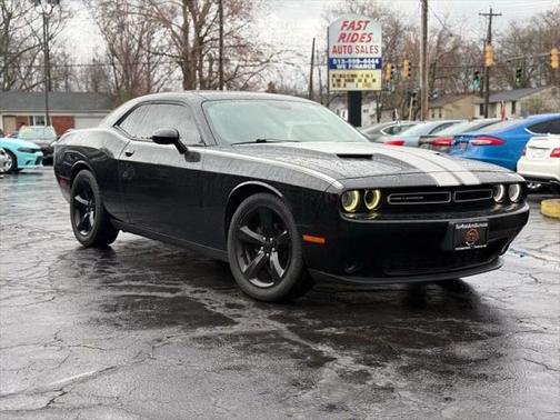 2015 Dodge Challenger SXT