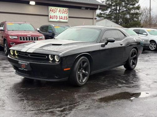 2015 Dodge Challenger SXT