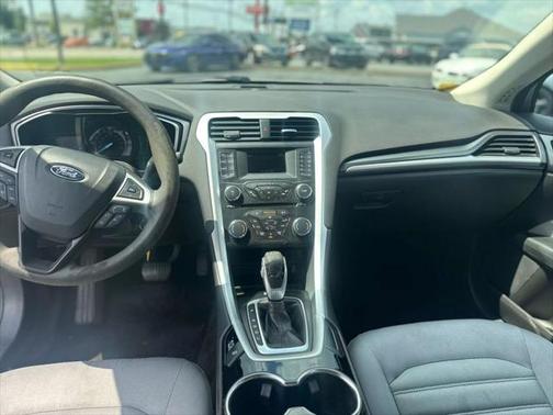 2014 Ford Fusion Hybrid S