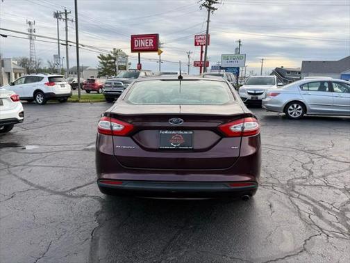2013 Ford Fusion SE