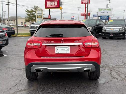 2015 Mercedes-Benz GLA-Class 4MATIC