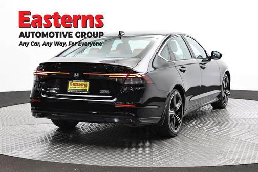 Crystal Black Pearl 2024 Honda Accord Hybrid Sport