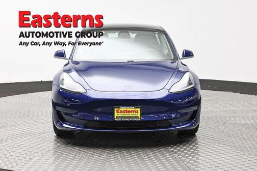 Deep Blue Metallic 2019 Tesla Model 3 Long Range