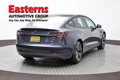 Gray 2022 Tesla Model 3 Long Range