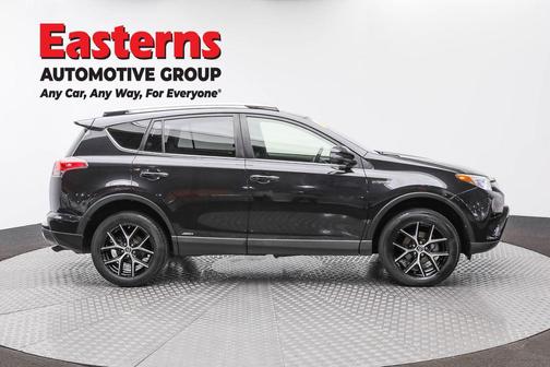 2018 Toyota RAV4 Hybrid SE