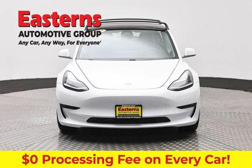 Pearl White Multi-Coat 2018 Tesla Model 3 Standard