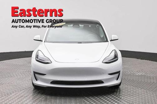 Pearl White Multi-Coat 2021 Tesla Model 3 Standard Range Plus