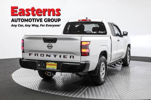 2022 Nissan Frontier S