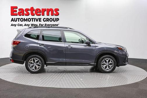 Magnetite Gray Metallic 2023 Subaru Forester Premium