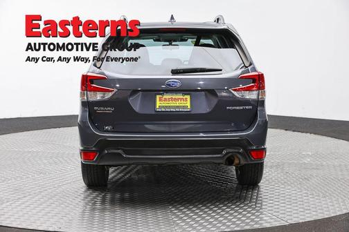 Magnetite Gray Metallic 2023 Subaru Forester Premium