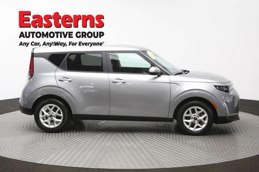 Steel Gray 2025 Kia Soul LX