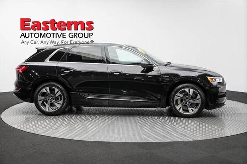 2021 Audi e-tron Premium
