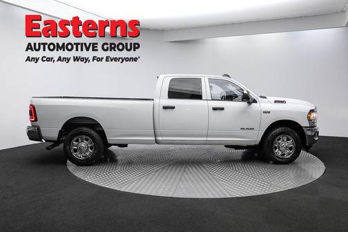 2022 RAM 2500 Tradesman Crew Cab 4x2 8' Box