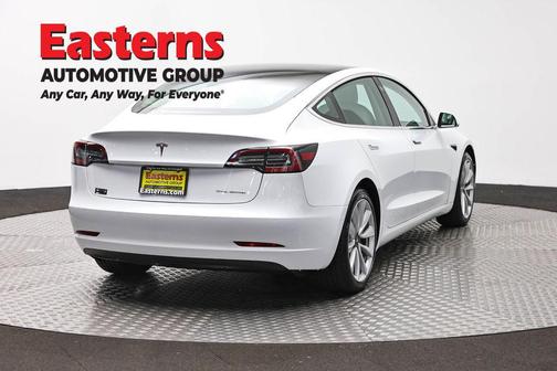 Pearl White Multi-Coat 2019 Tesla Model 3 Long Range